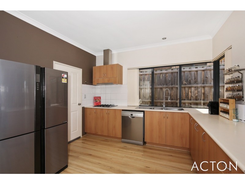 58 Quandong Parkway, Halls Head WA 6210