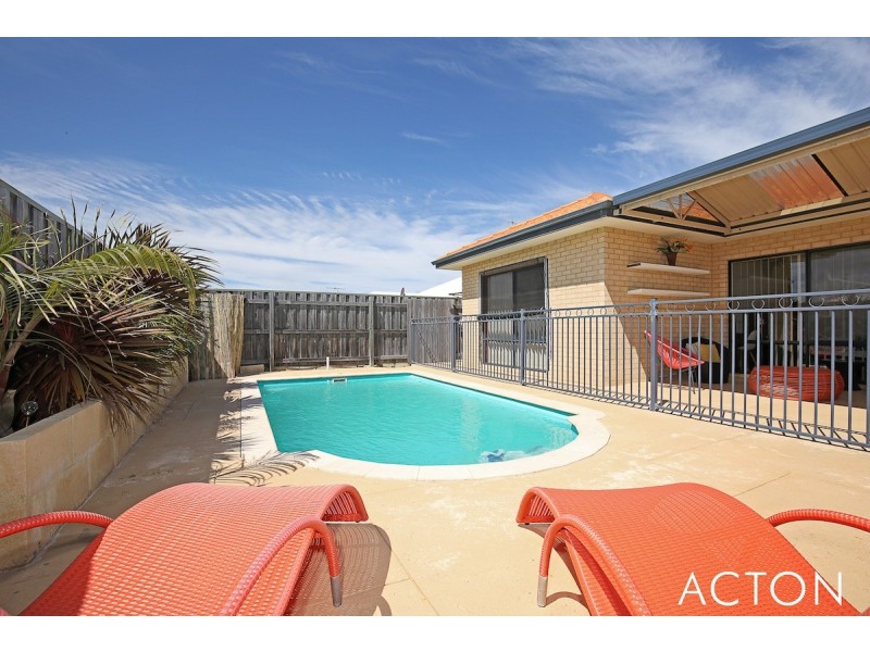 58 Quandong Parkway, Halls Head WA 6210