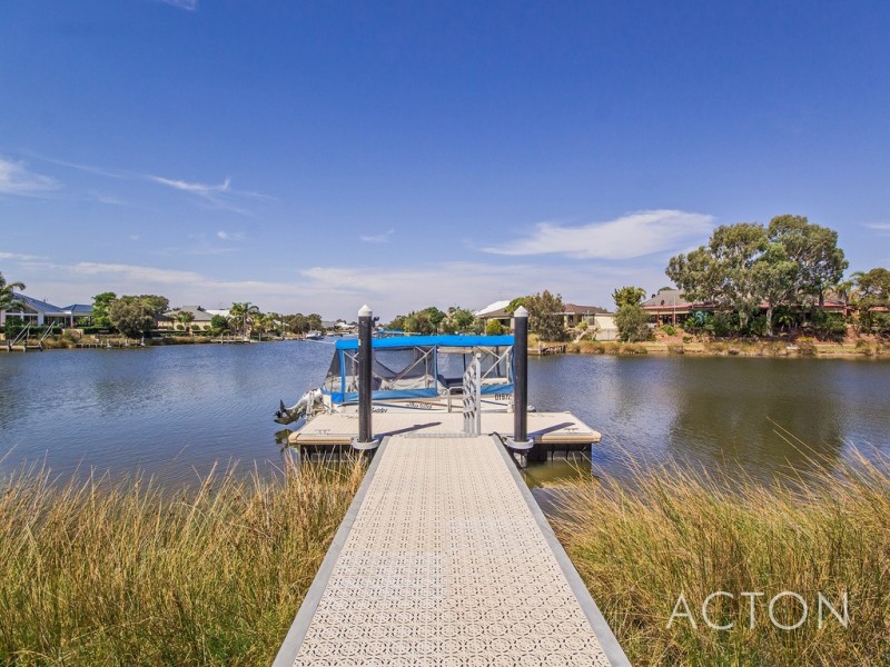 26 Sun Land Avenue, South Yunderup WA 6208