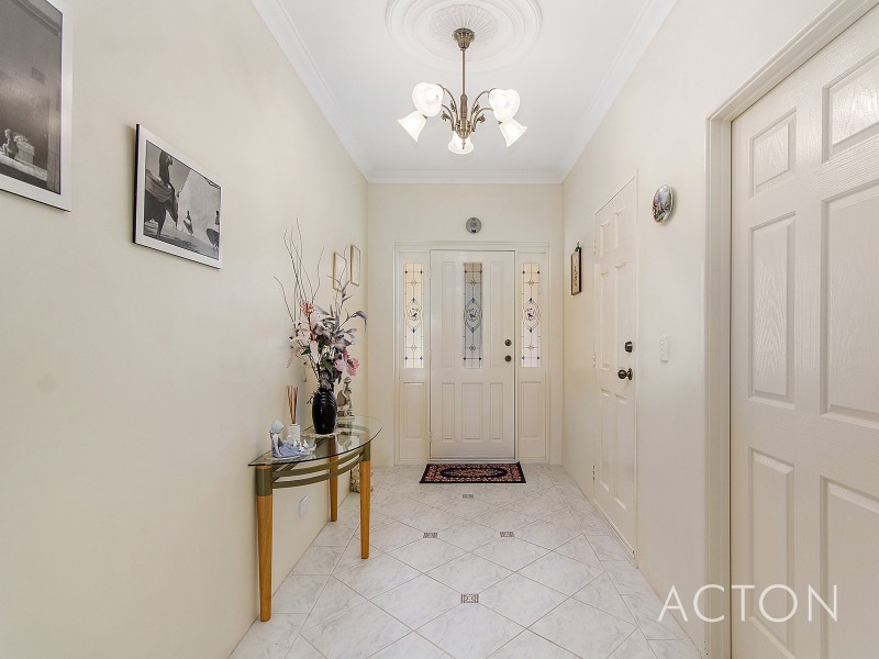 26 Sun Land Avenue, South Yunderup WA 6208