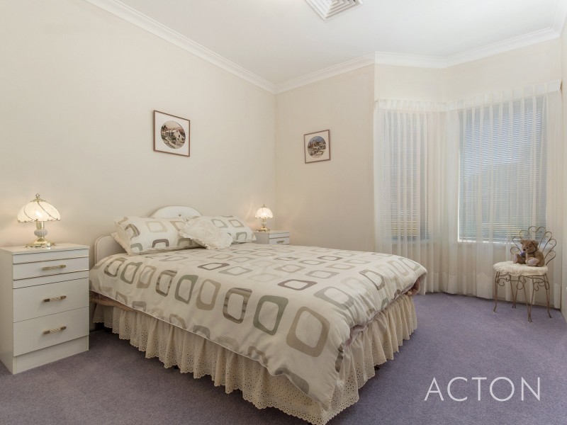 26 Sun Land Avenue, South Yunderup WA 6208