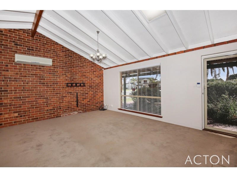 114 Hickman Road, Silver Sands WA 6210