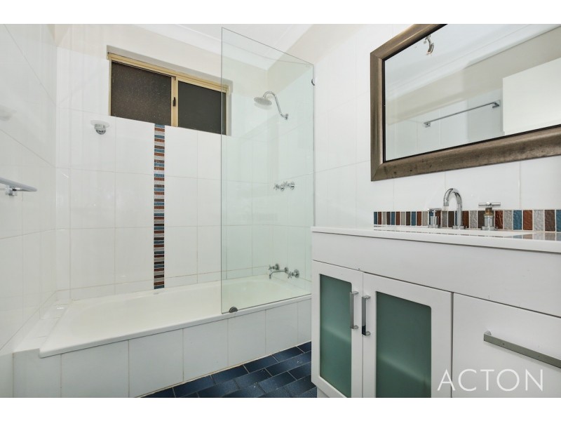 114 Hickman Road, Silver Sands WA 6210