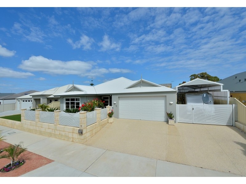 7 Azelia Approach, Madora Bay WA 6210