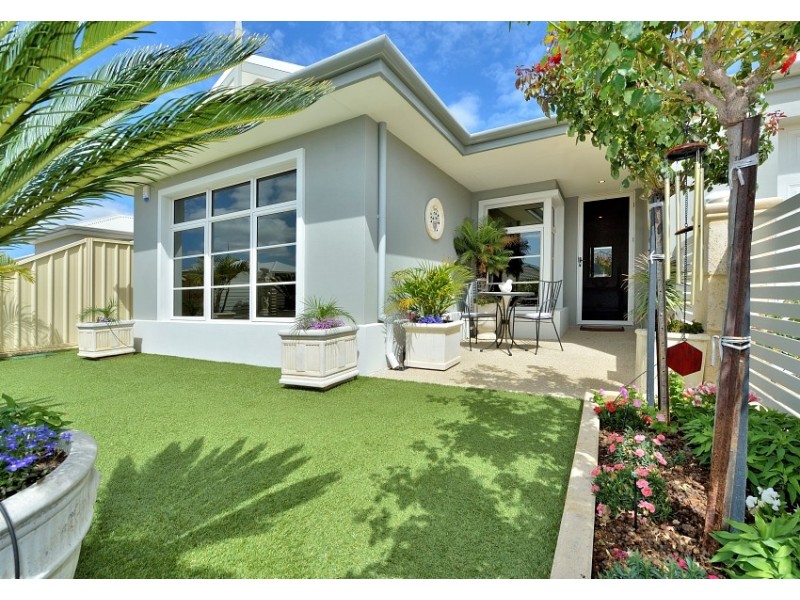 7 Azelia Approach, Madora Bay WA 6210