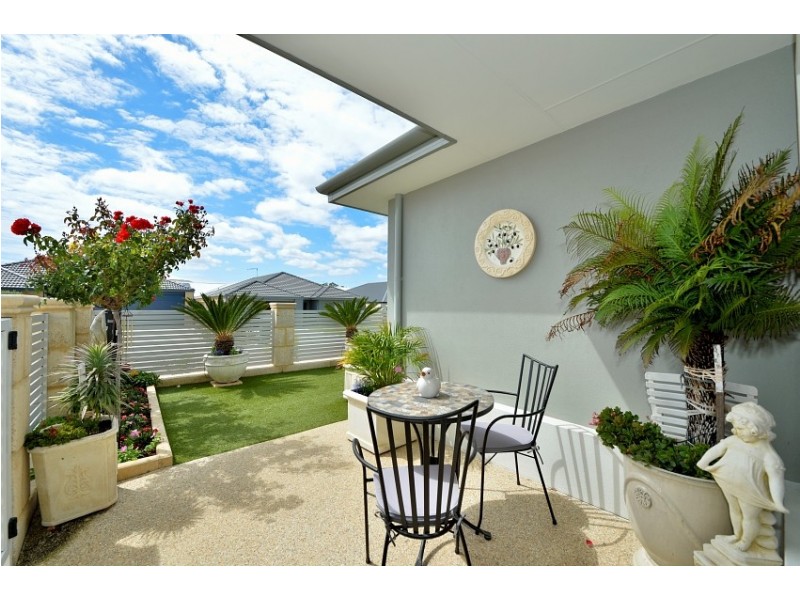 7 Azelia Approach, Madora Bay WA 6210