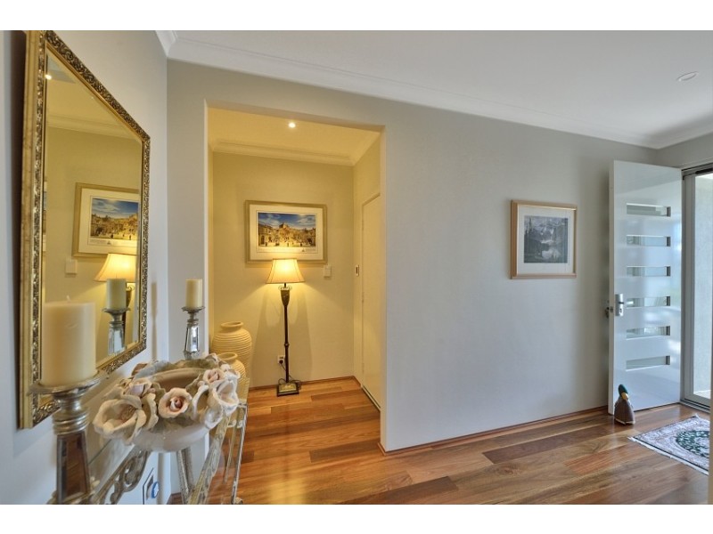 7 Azelia Approach, Madora Bay WA 6210