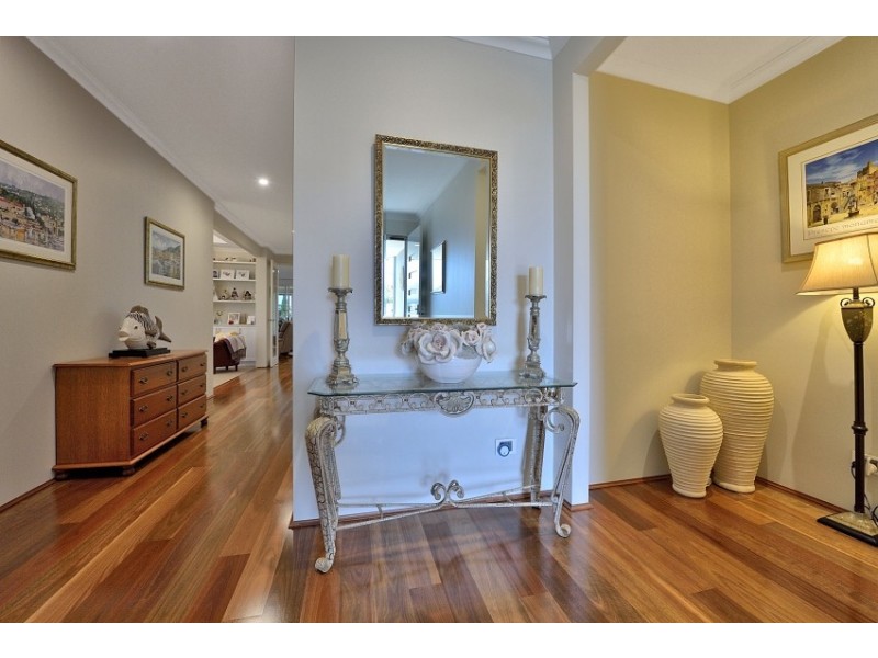 7 Azelia Approach, Madora Bay WA 6210