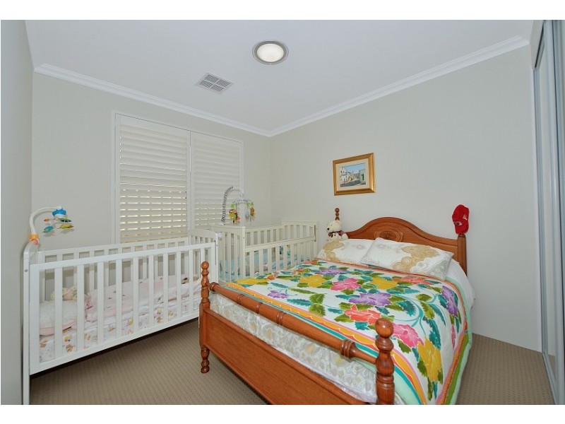 7 Azelia Approach, Madora Bay WA 6210