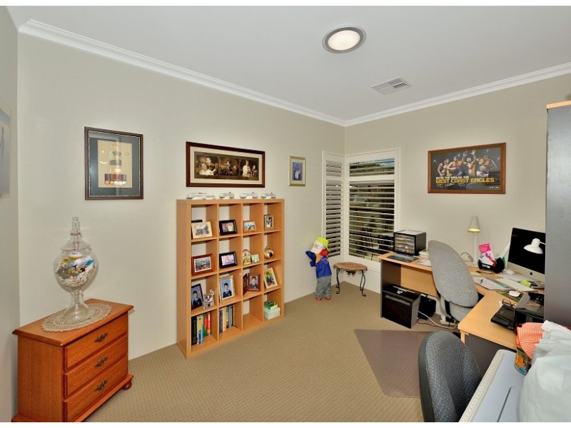 7 Azelia Approach, Madora Bay WA 6210