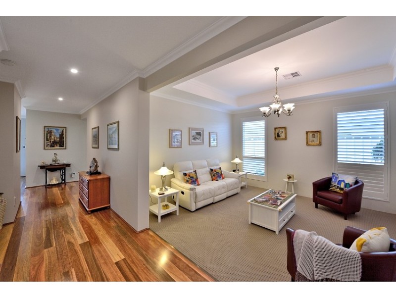 7 Azelia Approach, Madora Bay WA 6210