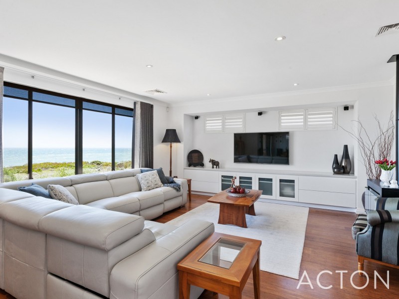 100 Boardwalk Boulevard, Halls Head WA 6210