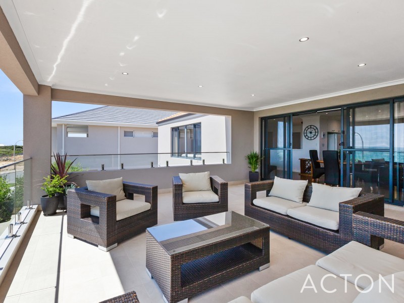 100 Boardwalk Boulevard, Halls Head WA 6210