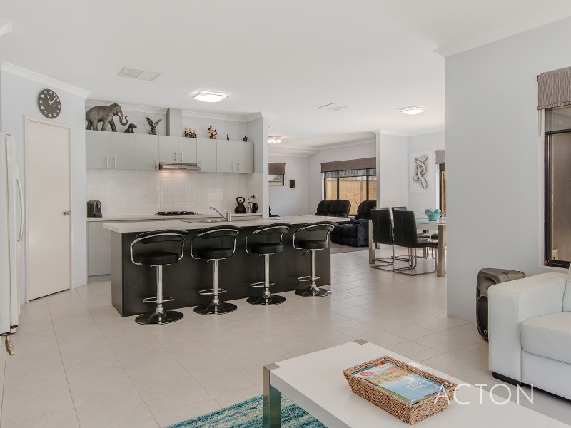 52 Coodanup Drive, Coodanup WA 6210