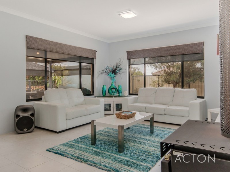 52 Coodanup Drive, Coodanup WA 6210