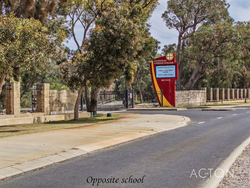 52 Coodanup Drive, Coodanup WA 6210