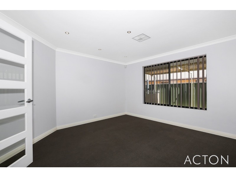 36 Jolly Rambler Boulevard, Ravenswood WA 6208