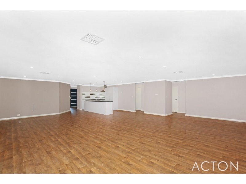 36 Jolly Rambler Boulevard, Ravenswood WA 6208