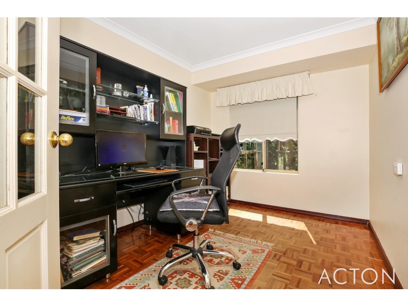 14 Victoria Circle, Greenfields WA 6210