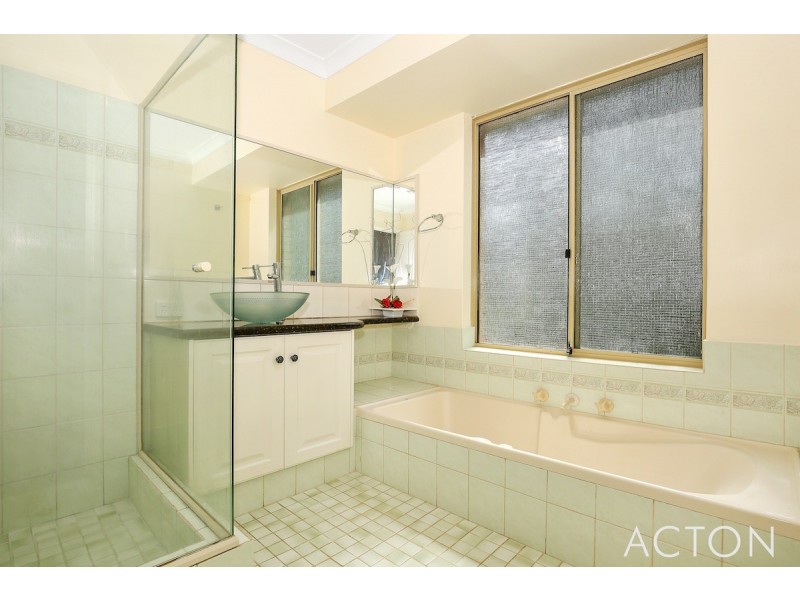 14 Victoria Circle, Greenfields WA 6210