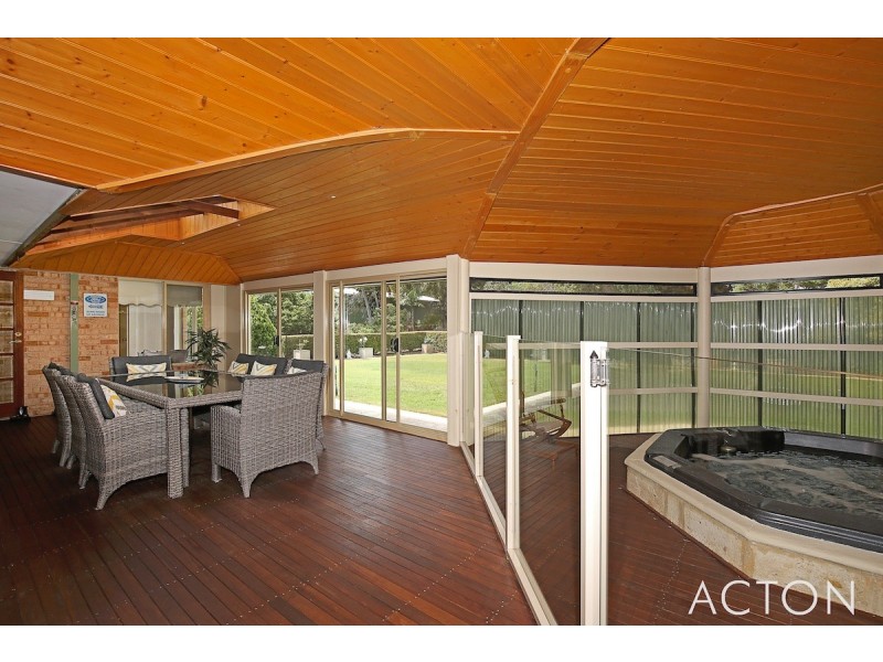 14 Victoria Circle, Greenfields WA 6210