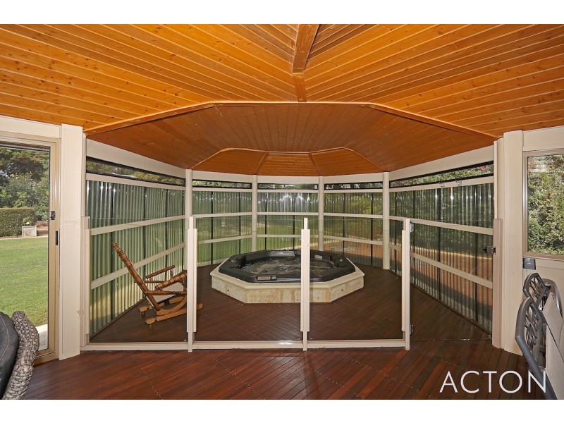 14 Victoria Circle, Greenfields WA 6210