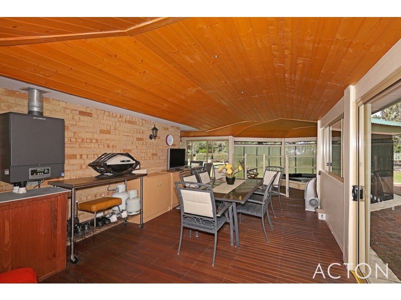 14 Victoria Circle, Greenfields WA 6210