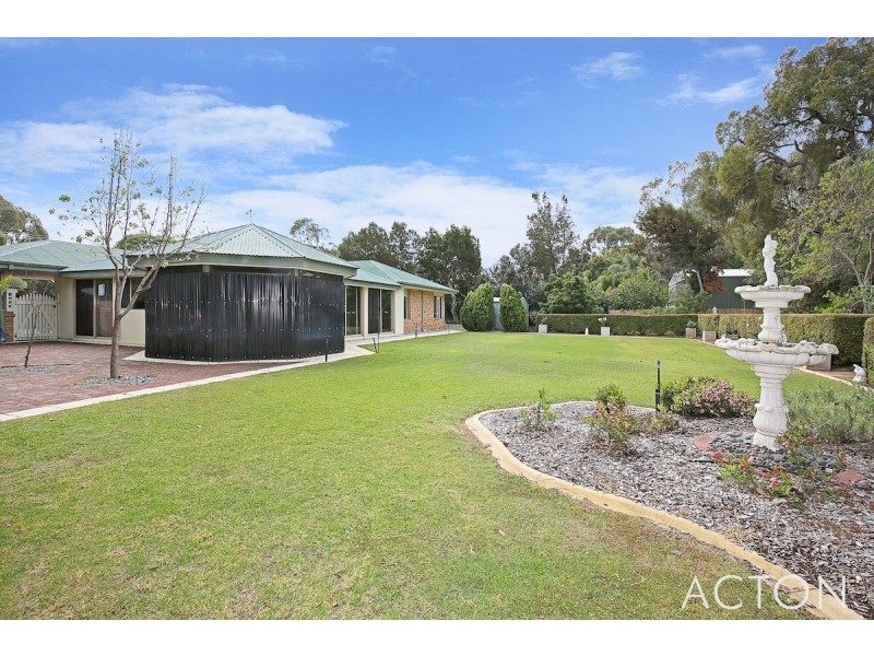 14 Victoria Circle, Greenfields WA 6210