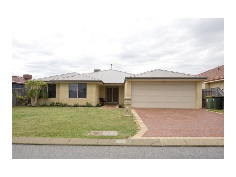 10 Binda Way, Halls Head WA 6210