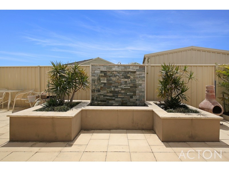 36 Lascelles Circus, Lakelands WA 6180