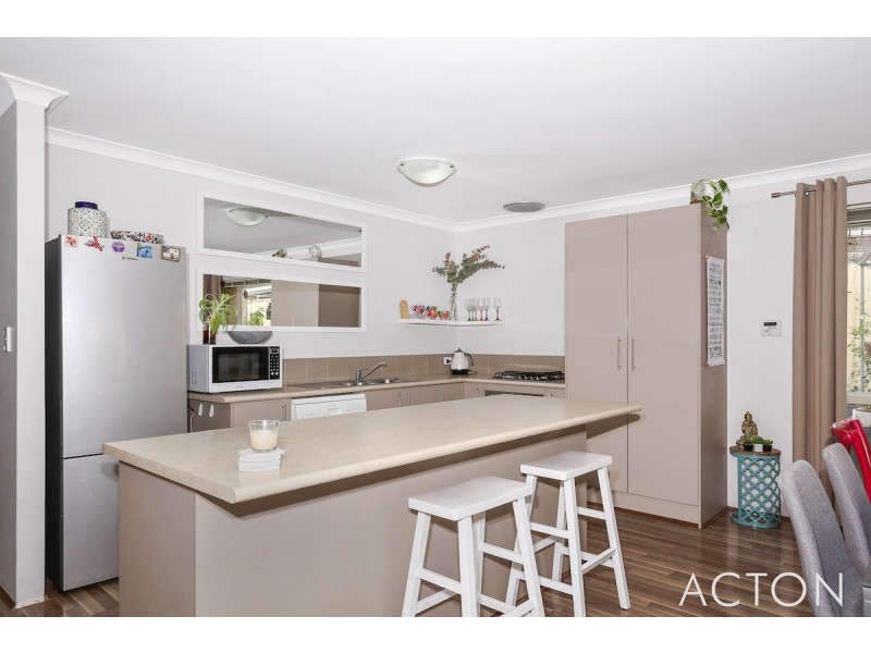 34 Cawana Parkway, Lakelands WA 6180