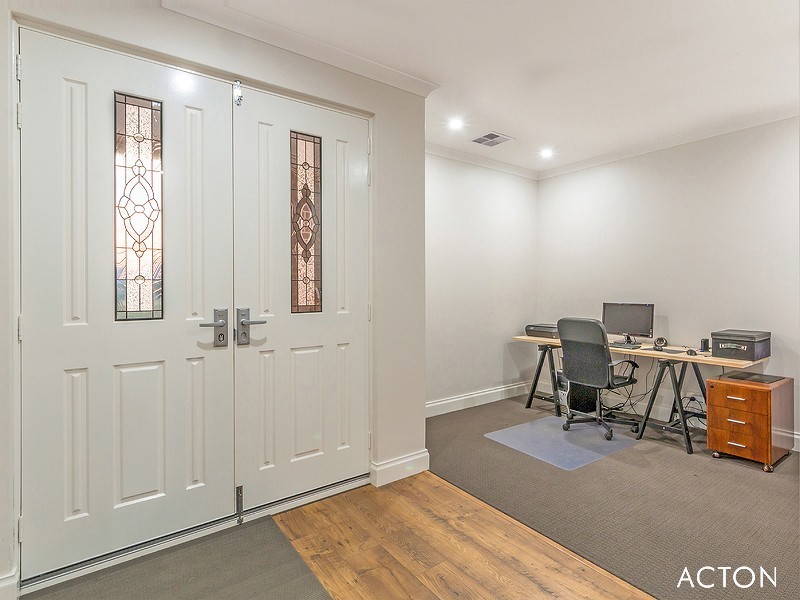 96 Rangeview Loop, Serpentine WA 6125