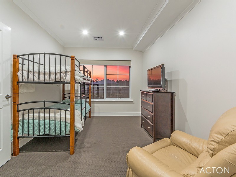 96 Rangeview Loop, Serpentine WA 6125