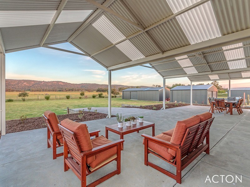 96 Rangeview Loop, Serpentine WA 6125