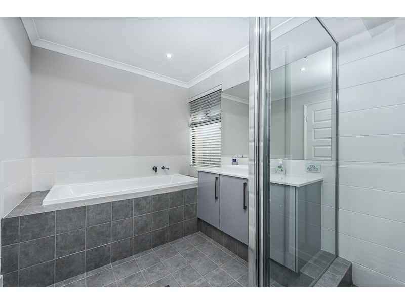 7 Lakeway Retreat, Dawesville WA 6211