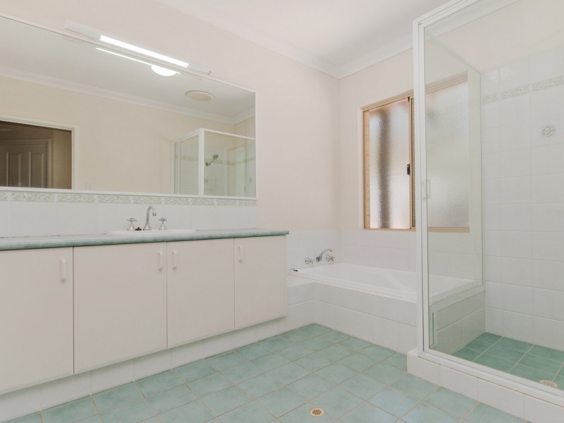 61 Mulga Drive, Parklands WA 6180