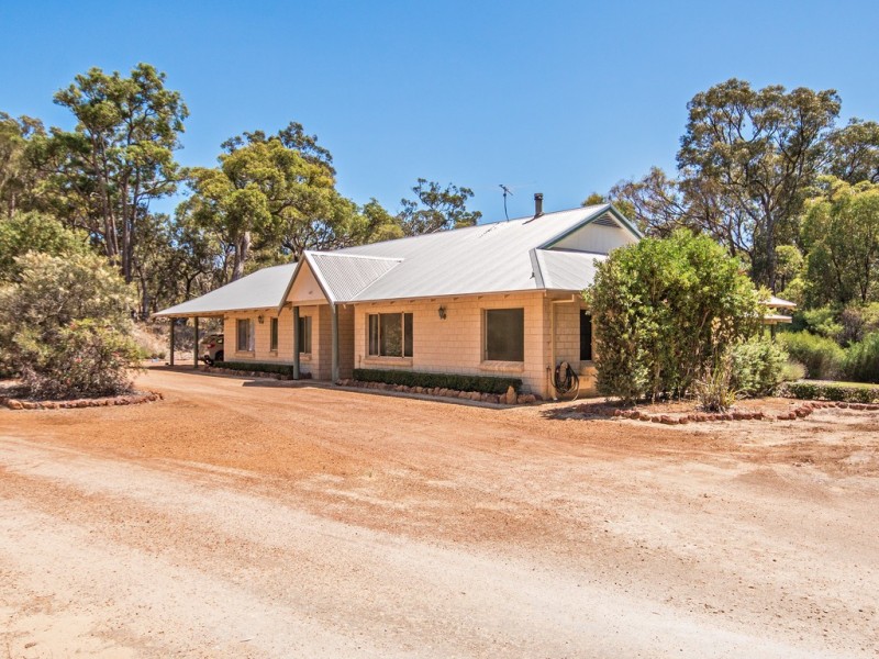 61 Mulga Drive, Parklands WA 6180