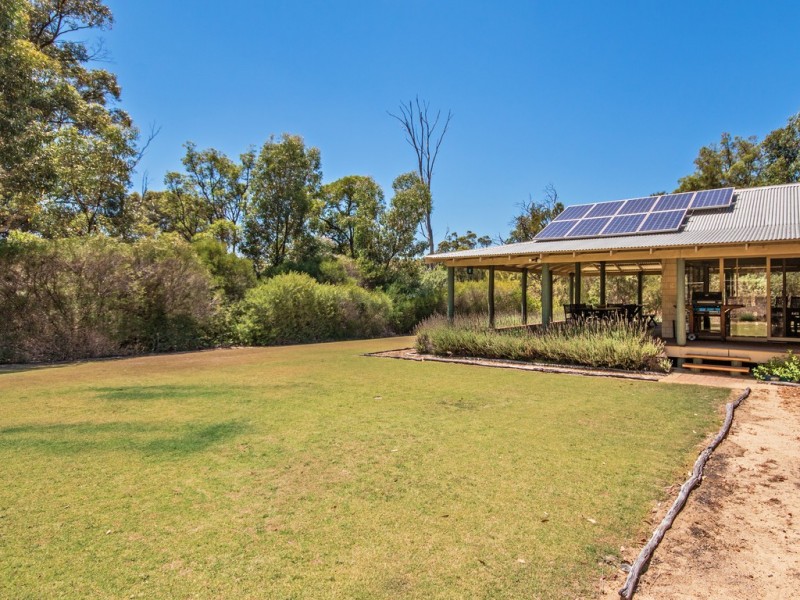 61 Mulga Drive, Parklands WA 6180