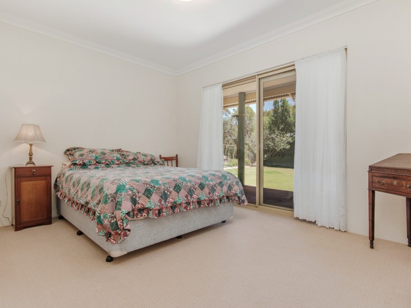 61 Mulga Drive, Parklands WA 6180