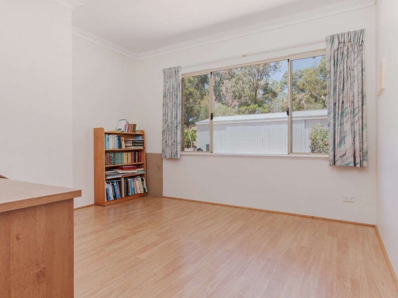 61 Mulga Drive, Parklands WA 6180