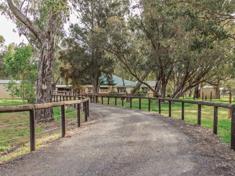 239 Masters Rd, Darling Downs WA 6122