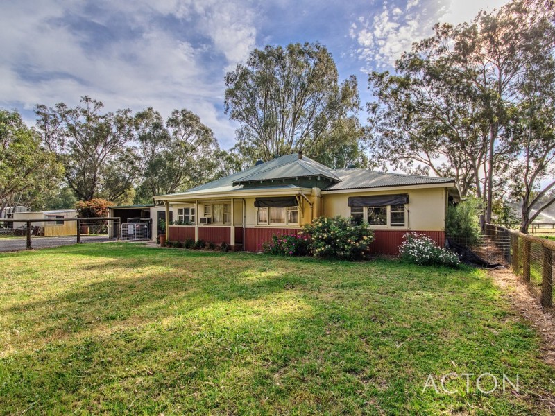 239 Masters Rd, Darling Downs WA 6122