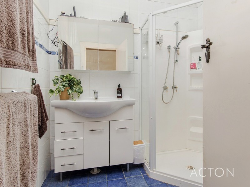 239 Masters Rd, Darling Downs WA 6122