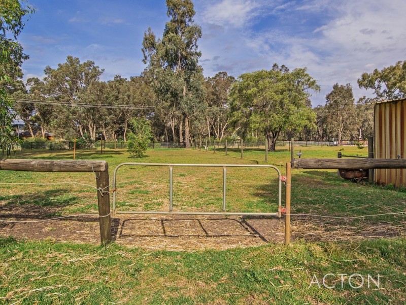 239 Masters Rd, Darling Downs WA 6122