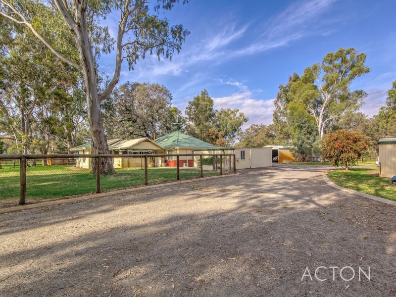239 Masters Rd, Darling Downs WA 6122