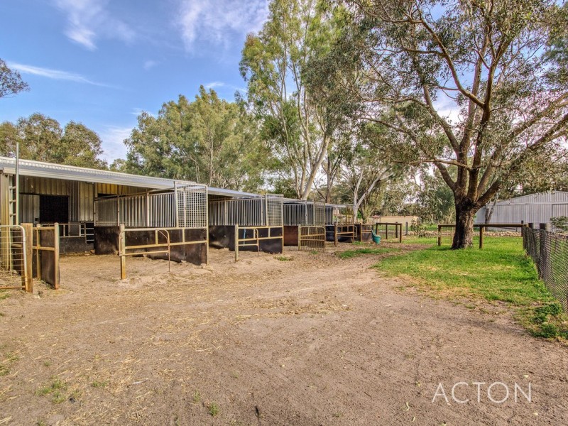 239 Masters Rd, Darling Downs WA 6122
