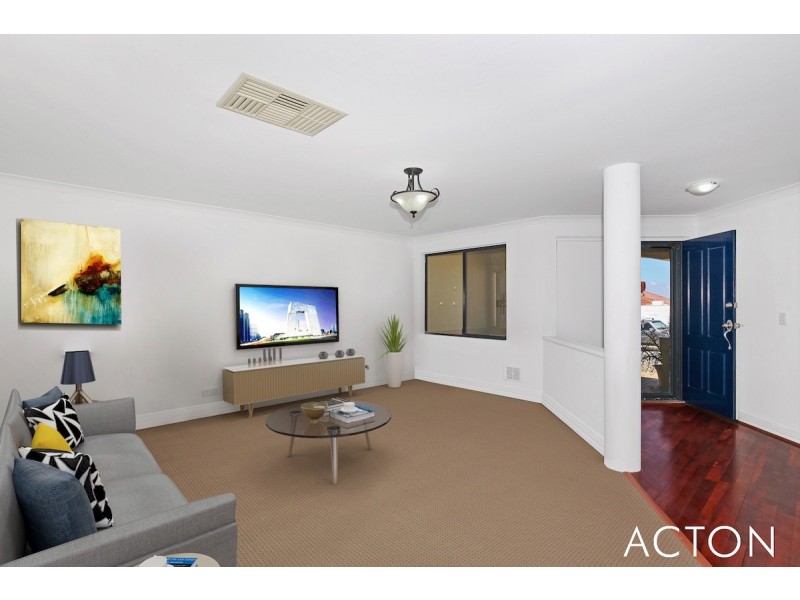 7 Greenshank Mews, Wannanup WA 6210