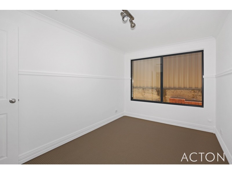 7 Greenshank Mews, Wannanup WA 6210