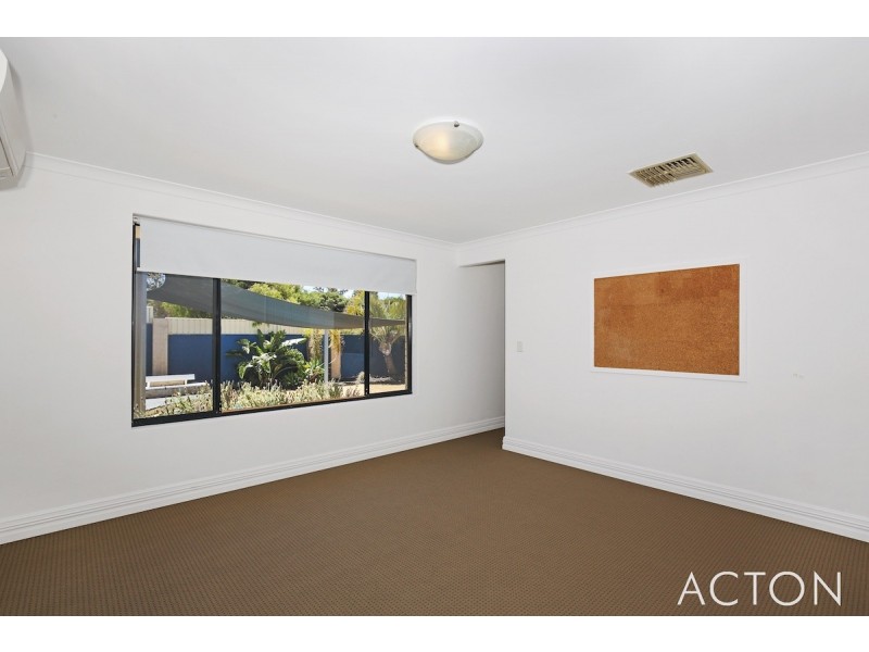 7 Greenshank Mews, Wannanup WA 6210