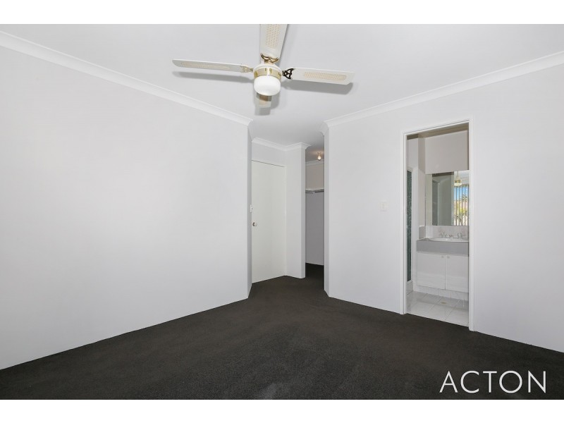 17 St Andrews Loop, Cooloongup WA 6168